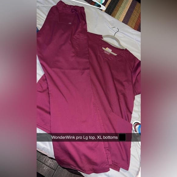 Scrub Set - Picture 1 of 1